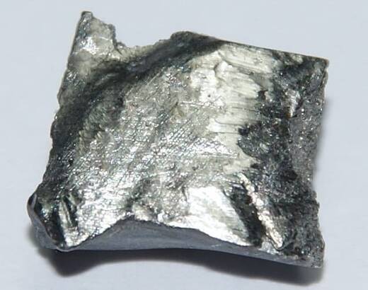 1759-metal-iterbio.jpg