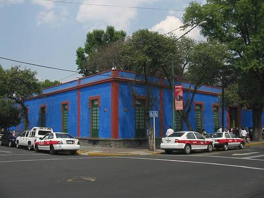 973-la-casa-azul.jpg